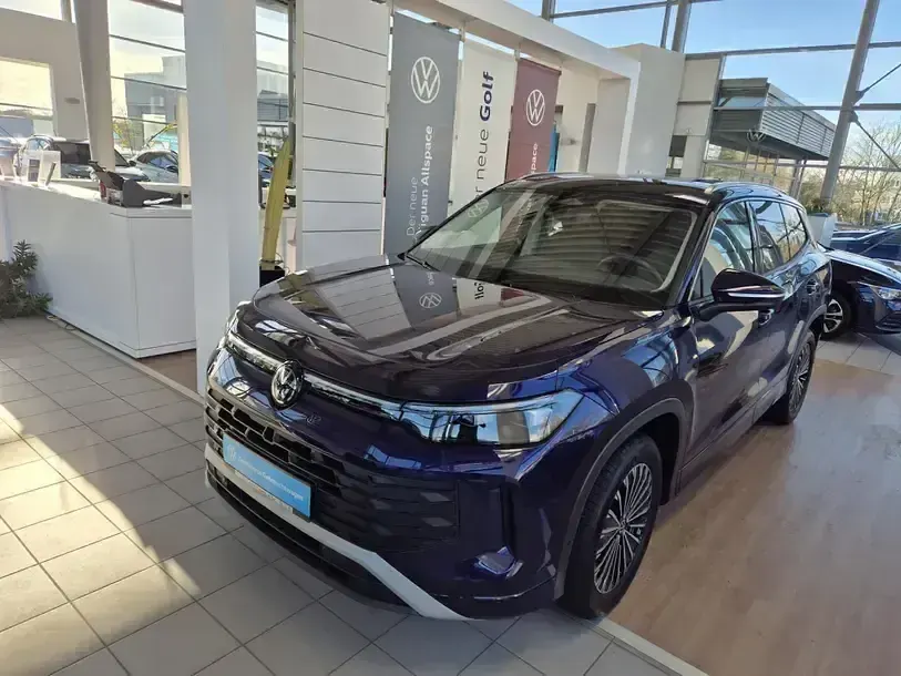 Gebraucht VW Tayron Life 150 PS (110 kW) 2025 Violett SUV