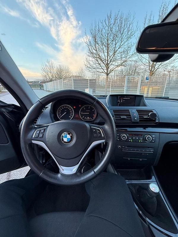 Gebraucht BMW 120 Coupé M Performance 177 PS (130 kW) 2012 Schwarz Coupé