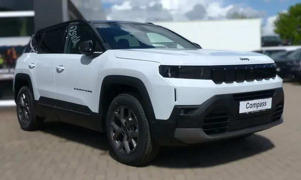 Neu Jeep Compass 145 PS (106 kW) 2026 Blau SUV