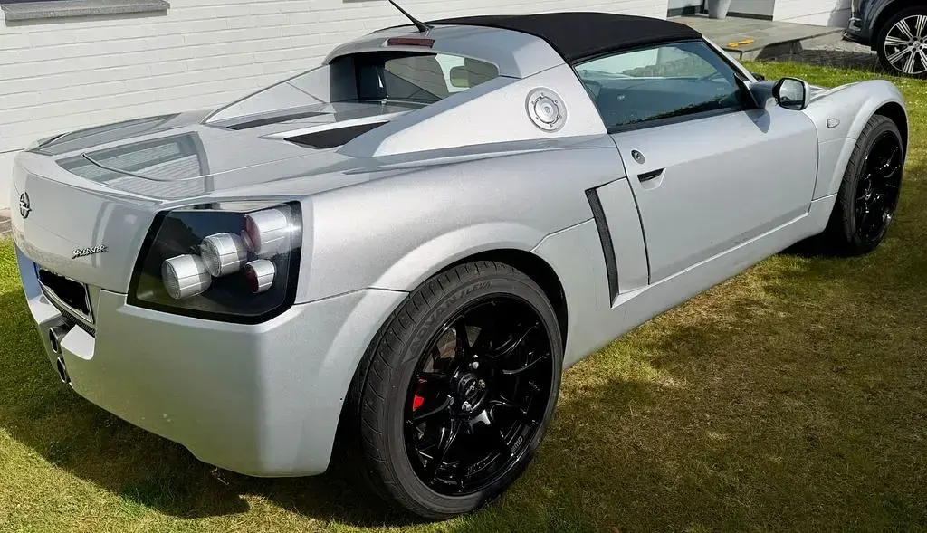 Gebraucht Opel Speedster 147 PS (108 kW) 2001 Silber Cabrio
