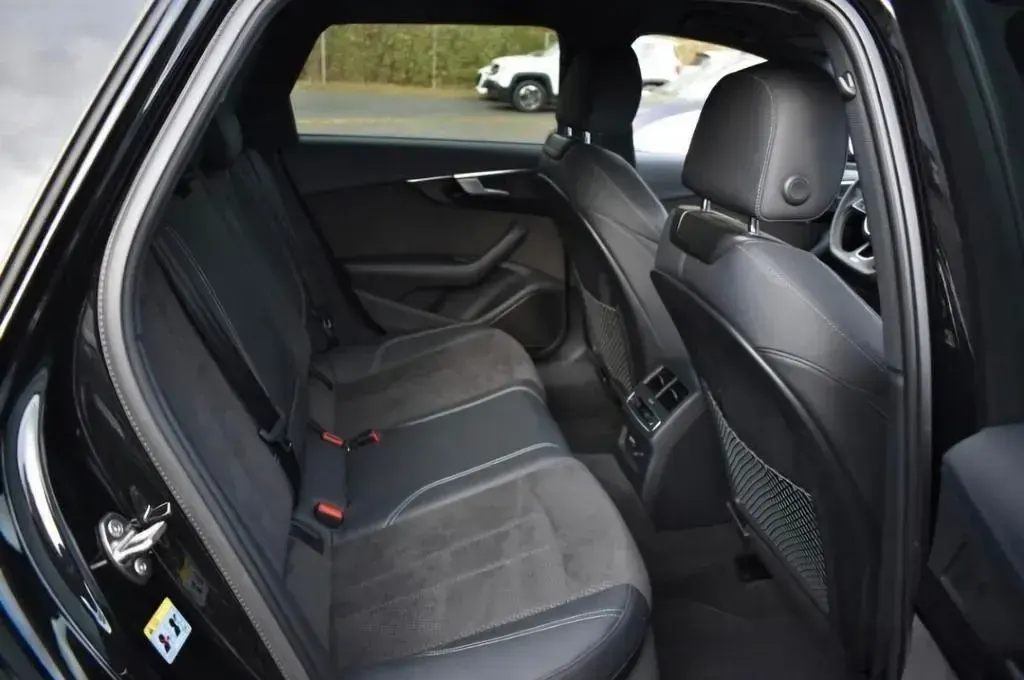 Gebraucht Audi S4 Sport 347 PS (255 kW) 2020 Schwarz Kombi