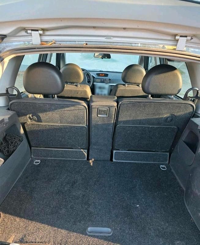 Gebraucht Opel Meriva 90 PS (66 kW) 2005 Silber Van / Kleinbus