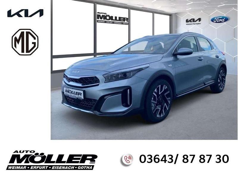 Lunarsilber metallic Neu 2025 Kia XCeed Vision SUV | 26.289 € (Guter Preis) - Bild 1/4