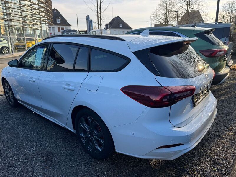 Neu Ford Focus ST-Line 125 PS (91 kW) 2025 Weiß Kombi