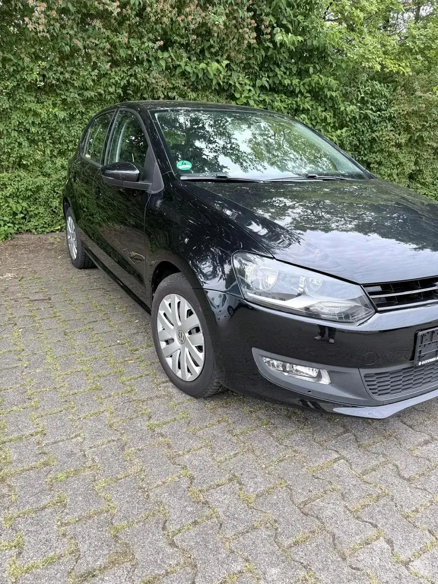 Gebraucht VW Polo 90 PS (66 kW) 2013 Schwarz Kleinwagen