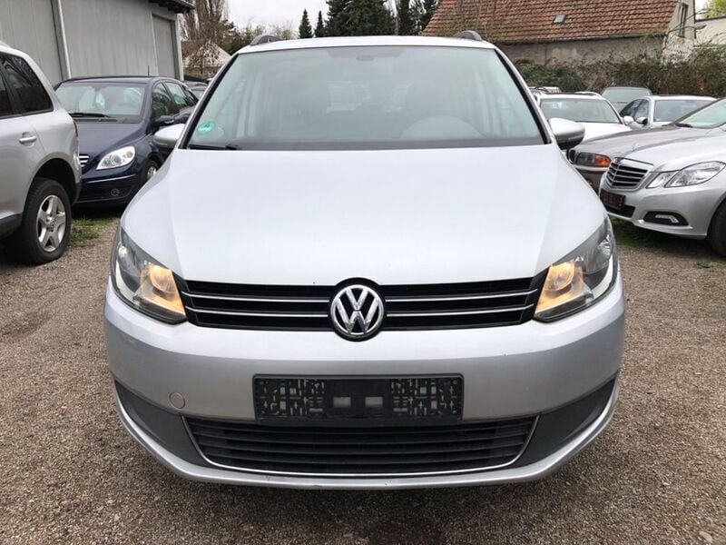 Gebraucht VW Touran Comfortline 140 PS (102 kW) 2011 Silber Van / Kleinbus