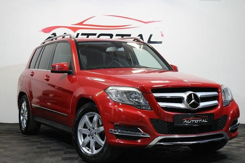 Gebraucht Mercedes GLK250 211 PS (155 kW) 2013 Rot SUV