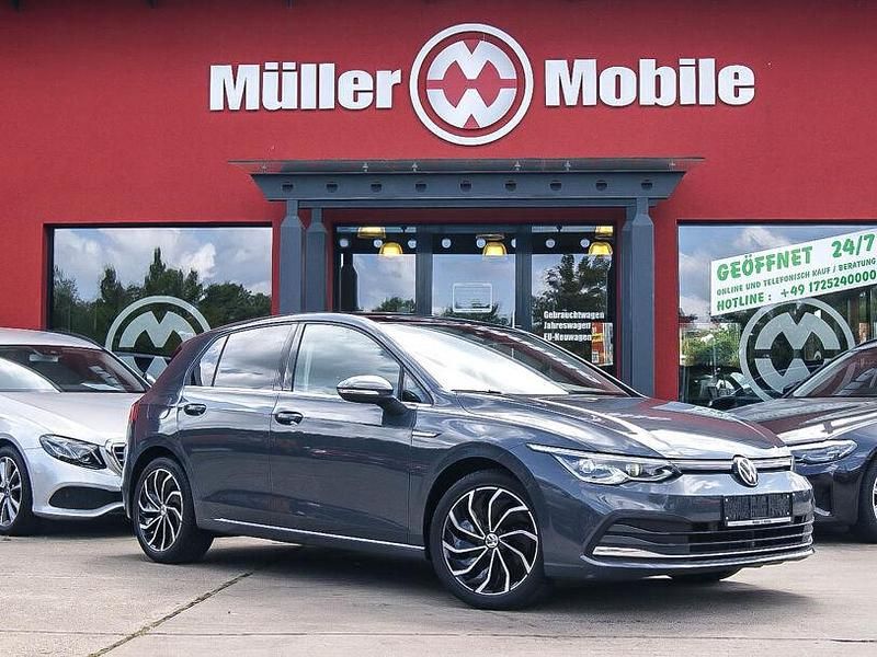 Grau Gebraucht 2020 VW Golf VIII Edition Limousine | 18.900 € (Fairer Preis) - Bild 1/4