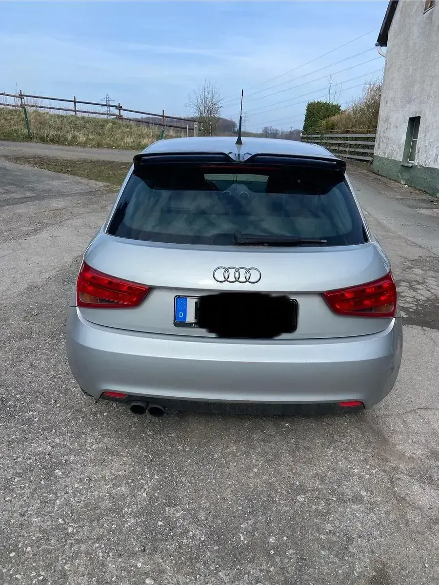 Gebraucht Audi A1 Sportback S-Line 122 PS (89 kW) 2012 Silber Kleinwagen