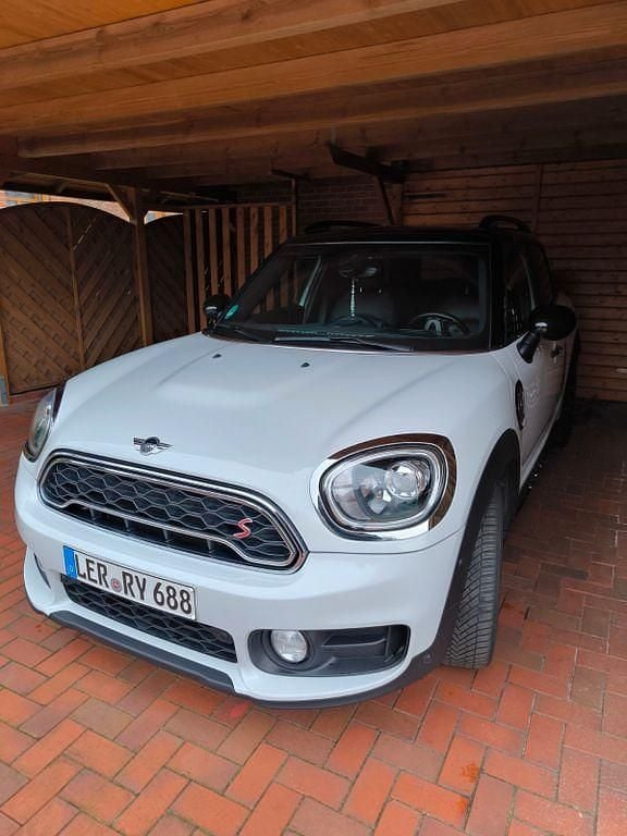 Weiß Gebraucht 2018 Mini Cooper SD Countryman SUV | 18.888 € (Fairer Preis) - Bild 1/4