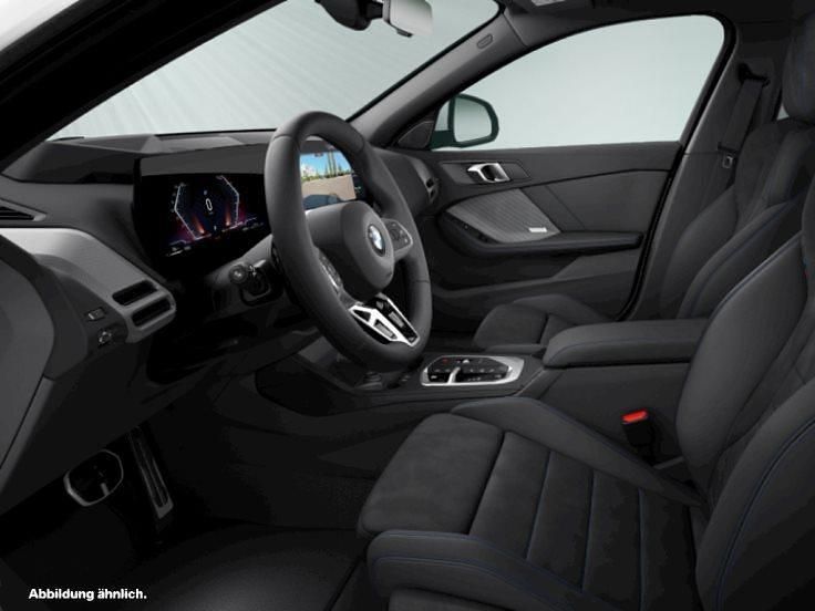 Gebraucht BMW 123 M Sport 218 PS (160 kW) 2025 Alpinweiss Kleinwagen