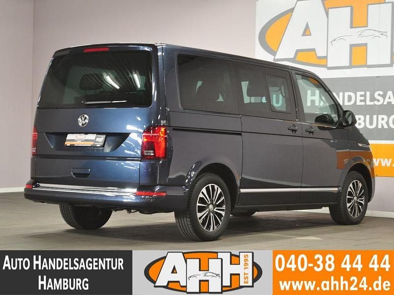 Gebraucht VW Multivan 199 PS (146 kW) 2020 Starlight blue Van / Kleinbus