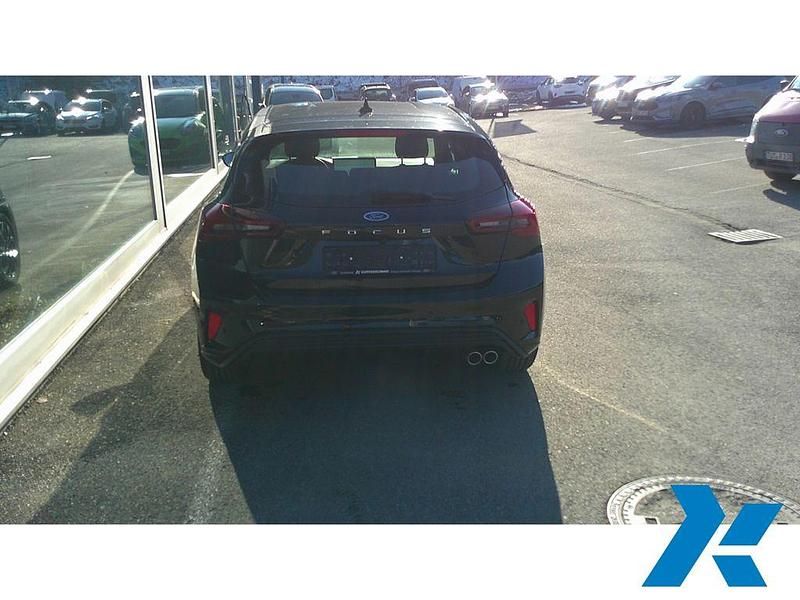 Gebraucht Ford Focus ST-Line 155 PS (114 kW) 2025 Schwarz Limousine