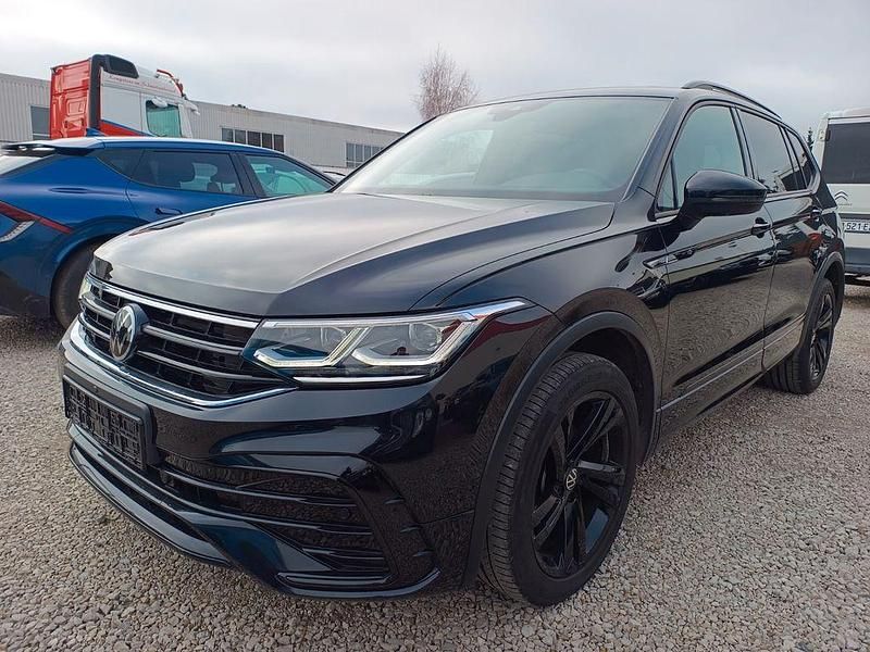 Gebraucht VW Tiguan Allspace R-line 150 PS (110 kW) 2022 Schwarz SUV
