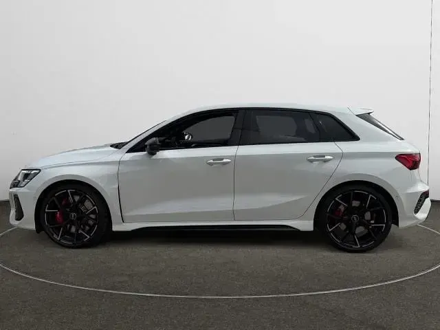 Usata Audi RS3 Sport 400 CV (294 kW) 2024 Bianco Berlina
