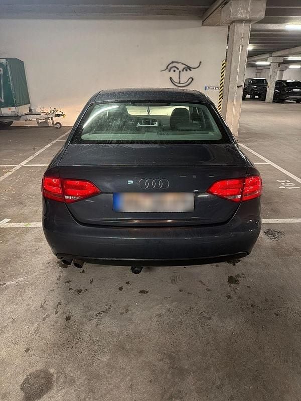 Gebraucht Audi A4 Attraction 160 PS (117 kW) 2008 Grau Limousine