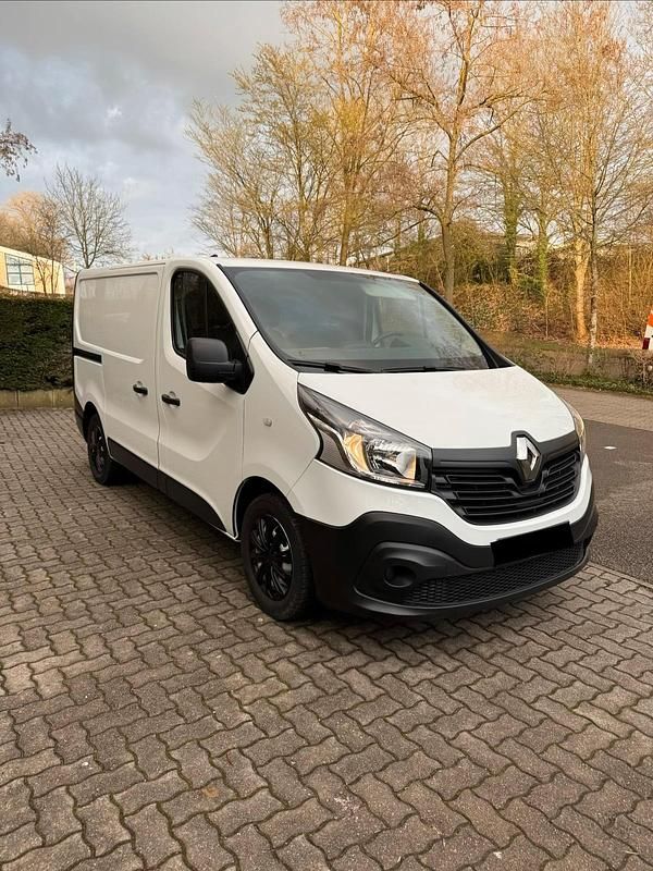Gebraucht Opel Vivaro 95 PS (69 kW) 2018 Weiß Van / Kleinbus