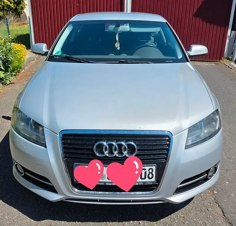Gebraucht Audi A3 Ambiente 105 PS (77 kW) 2010 Grau Kleinwagen