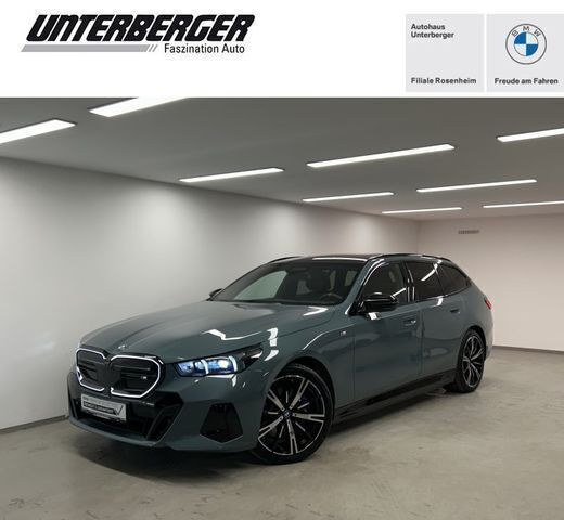 Grün Neu 2024 BMW i5 Comfort Edition Limousine | 77.950 € (Fairer Preis) - Bild 1/4