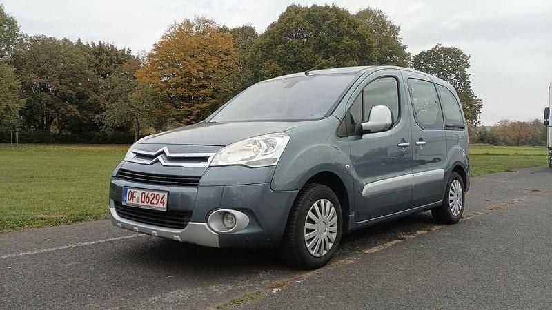 Gebraucht Citroën Berlingo 92 PS (67 kW) 2012 Grau Van / Kleinbus
