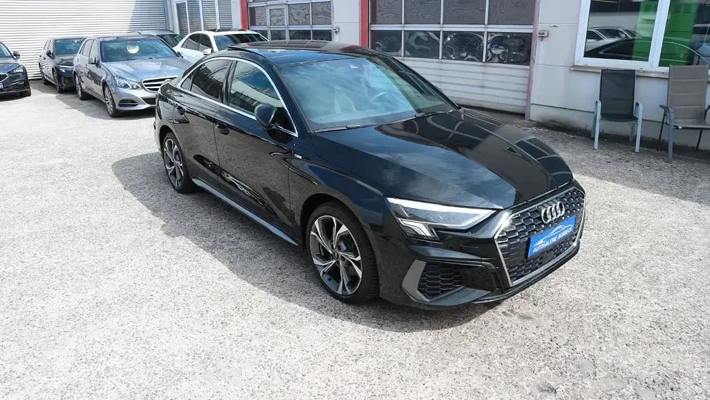 Gebraucht Audi A3 Sport 204 PS (150 kW) 2023 Schwarz Limousine