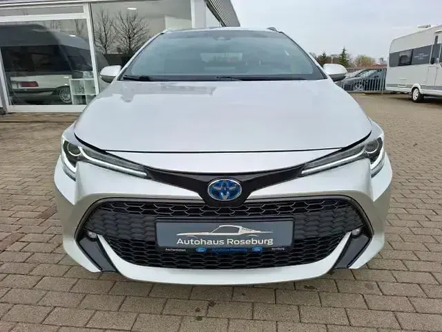 Gebraucht Toyota Corolla 122 PS (89 kW) 2019 Silber Kombi