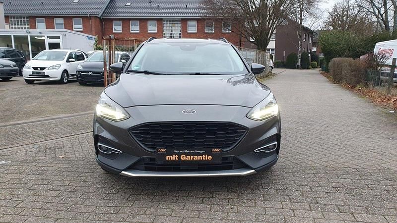 Gebraucht Ford Focus Active 150 PS (110 kW) 2019 Grau Kombi