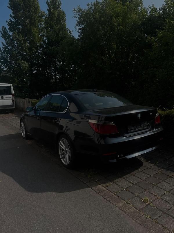 Schwarz Gebraucht 2005 BMW 530 Limousine | 5.500 € (Superpreis) - Bild 1/4