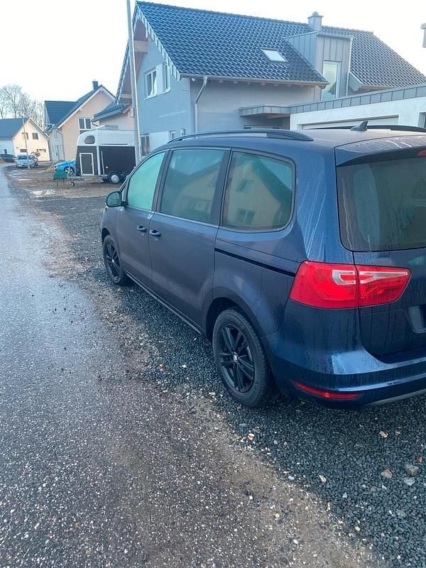 Gebraucht Seat Alhambra 140 PS (102 kW) 2014 Blau Van / Kleinbus