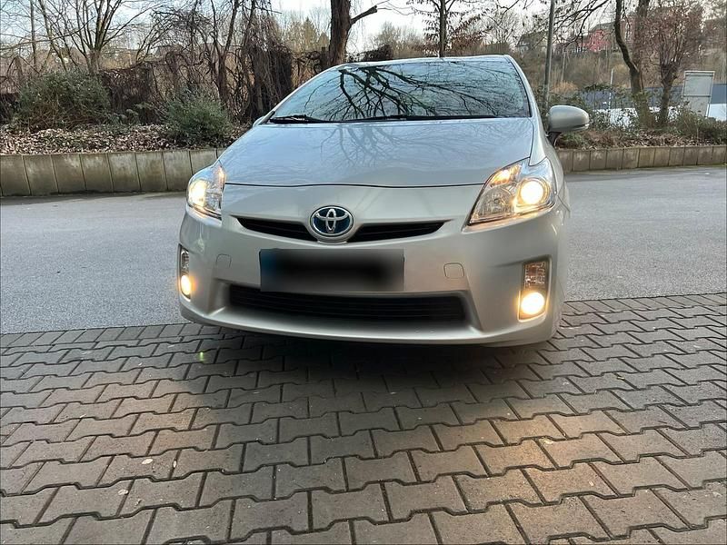 Gebraucht Toyota Prius 136 PS (100 kW) 2011 Grau Limousine