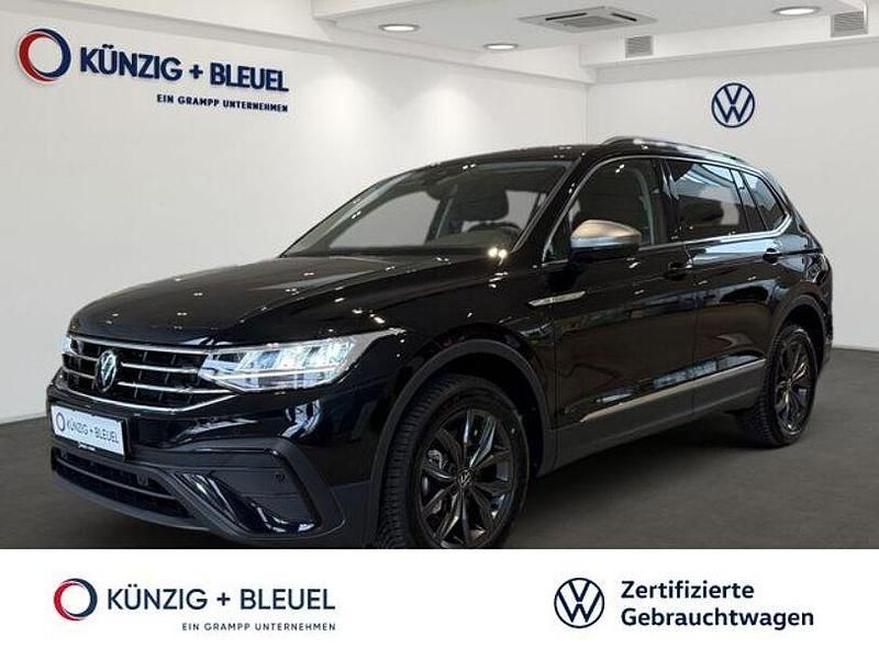 Deep black perleffekt Gebraucht 2024 VW Tiguan Allspace Move SUV | 38.000 € (Fairer Preis) - Bild 1/4