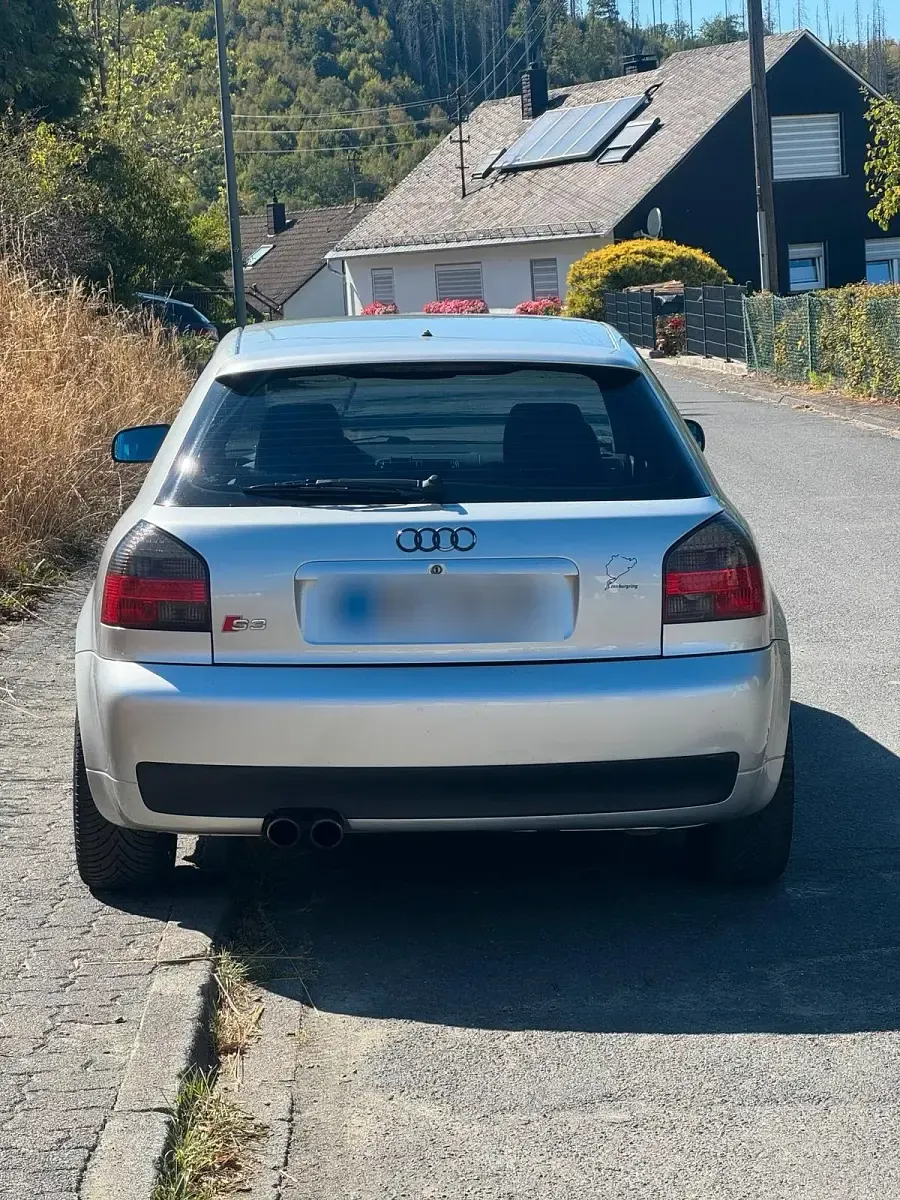 Gebraucht Audi S3 Performance 260 PS (191 kW) 2001 Silber Kleinwagen