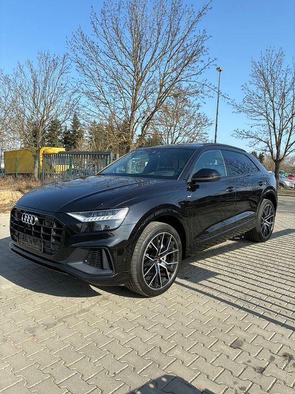 Gebraucht Audi Q8 S-Line 286 PS (210 kW) 2020 Schwarz SUV