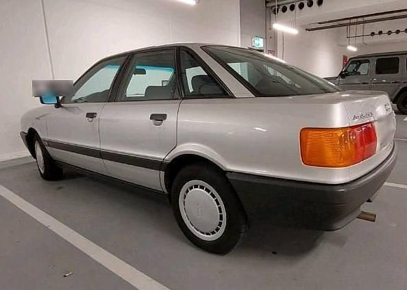 Gebraucht Audi 80 90 PS (66 kW) 1989 Grau Limousine