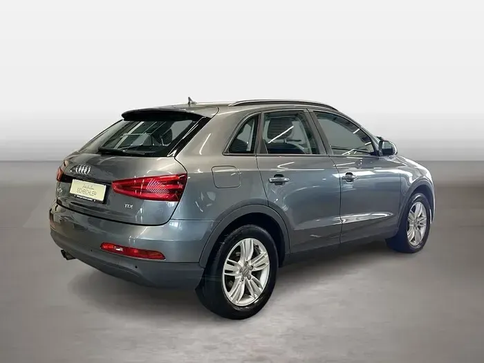 Gebraucht Audi Q3 Design 140 PS (102 kW) 2013 Grau SUV
