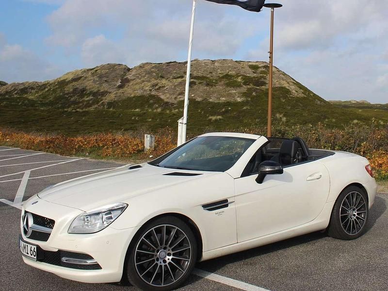 Weiß Gebraucht 2013 Mercedes SLK250 Cabrio | 19.000 € (Fairer Preis) - Bild 1/4