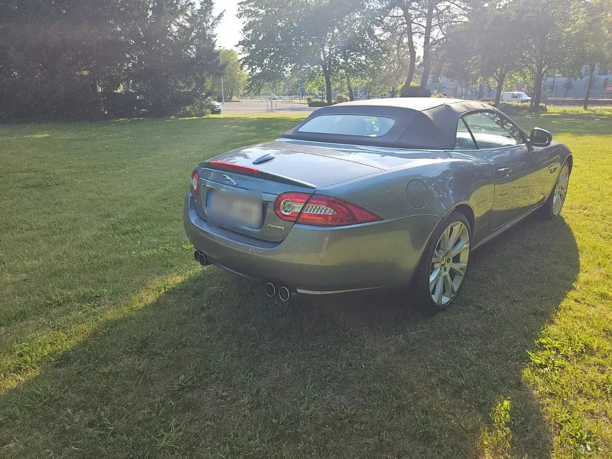 Gebraucht Jaguar XK 385 PS (283 kW) 2013 Grau Cabrio