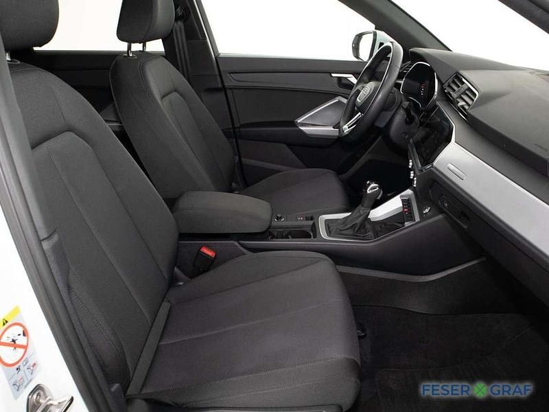 Gebraucht Audi Q3 S-Line 150 PS (110 kW) 2023 Gletscherweiß SUV