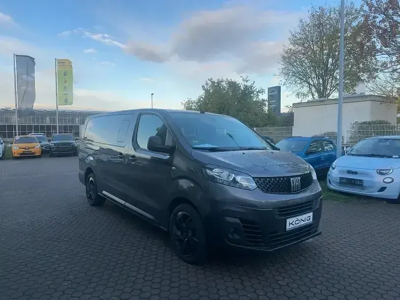 Gebraucht Fiat Scudo 177 PS (130 kW) 2023 Grau Van