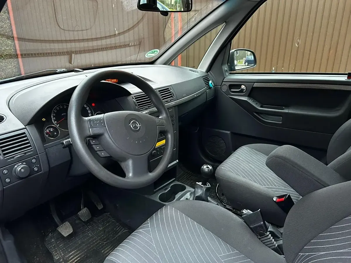 Gebraucht Opel Meriva 101 PS (74 kW) 2006 Schwarz Van / Kleinbus