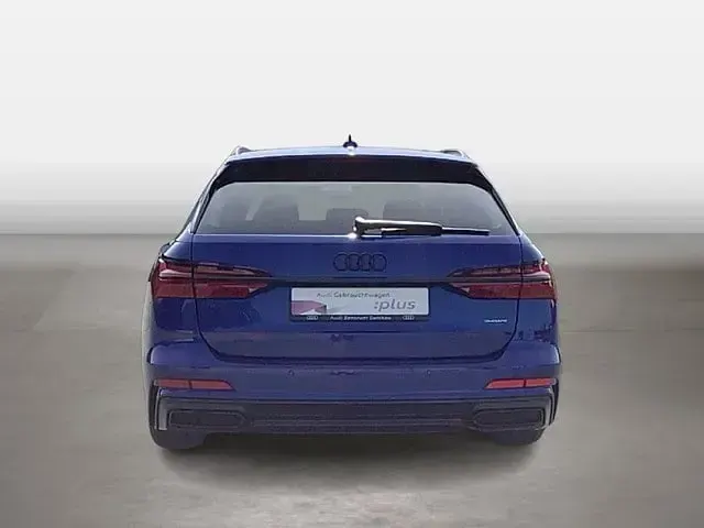 Gebraucht Audi A6 Ambiente 245 PS (180 kW) 2022 Blau Kombi