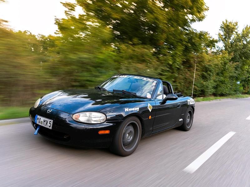 Schwarz Gebraucht 1999 Mazda MX5 Cabrio | 4.500 € (Fairer Preis) - Bild 1/4