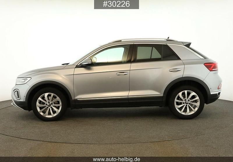 Gebraucht VW T-Roc Style 150 PS (110 kW) 2024 Silber SUV