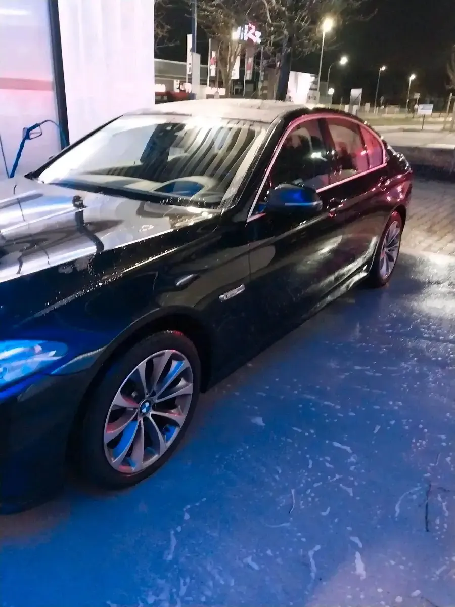 Gebraucht BMW 520 184 PS (135 kW) 2013 Schwarz Limousine