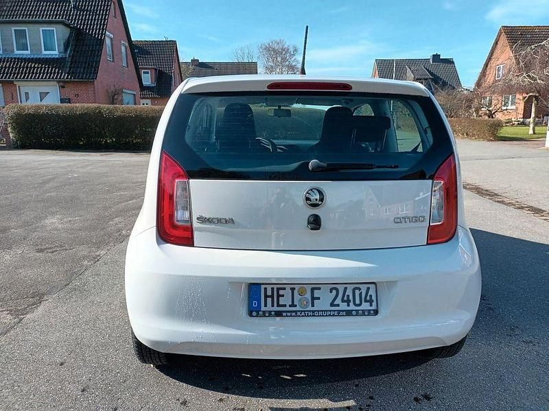 Gebraucht Skoda Citigo 60 PS (44 kW) 2014 Weiß Kleinwagen