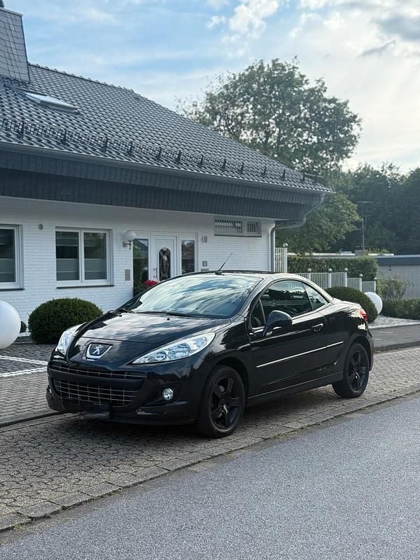 Gebraucht Peugeot 207 CC 120 PS (88 kW) 2013 Schwarz Cabrio