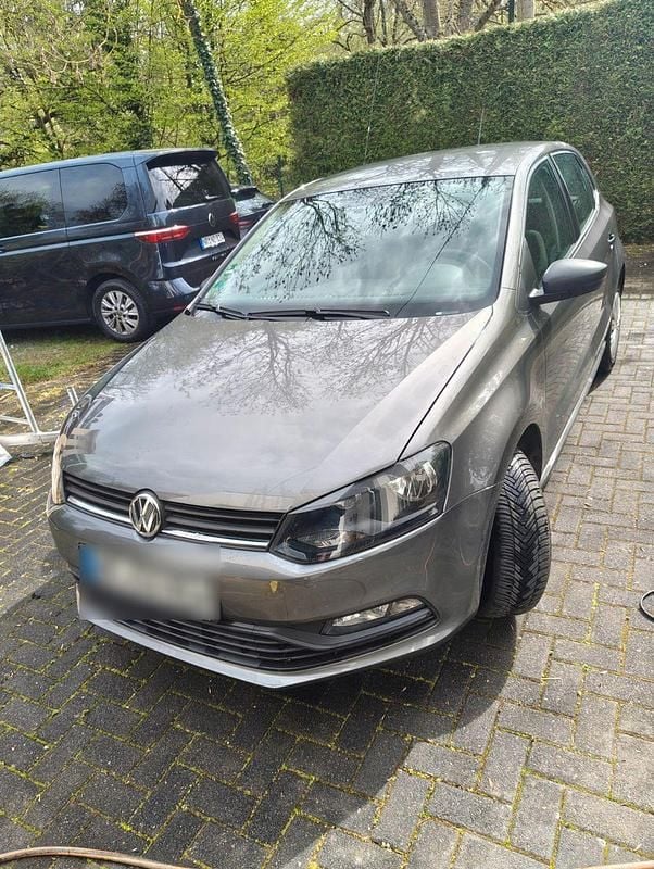 Gebraucht VW Polo Trendline 60 PS (44 kW) 2014 Grau Kleinwagen