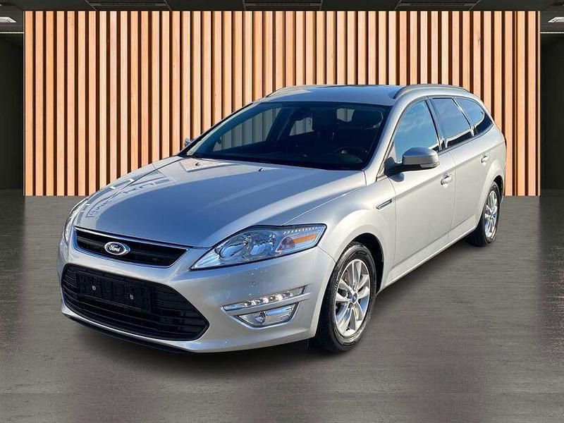 Gebraucht Ford Mondeo Champions Edition 160 PS (117 kW) 2012 Silber Kombi