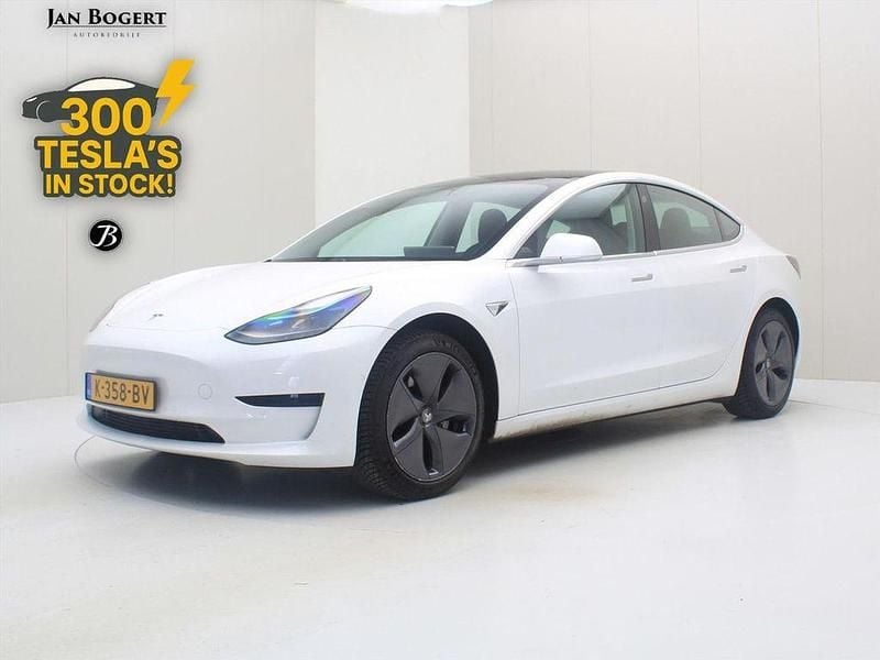 Gebraucht Tesla Model 3 Standard Range 225 kW (306 PS) 2020 Weiß Limousine