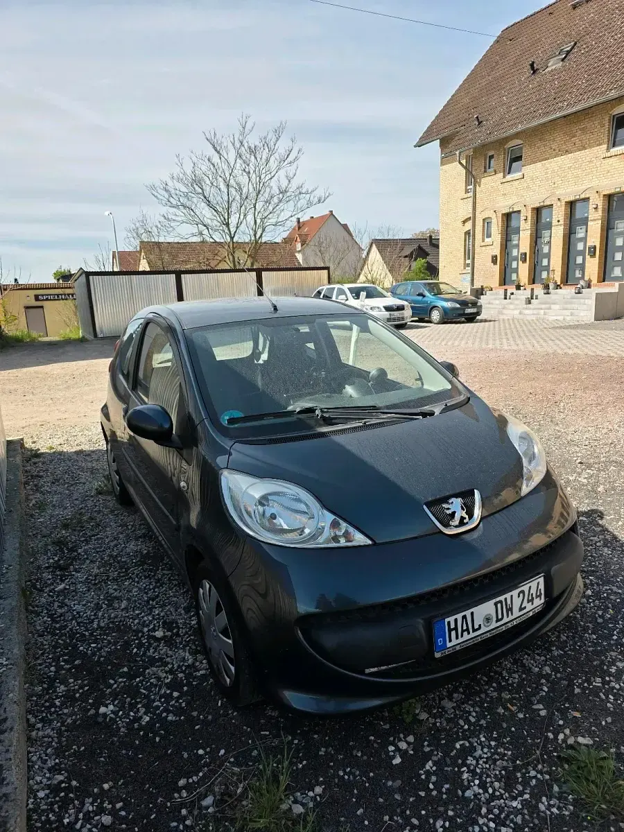 Gebraucht Peugeot 107 68 PS (50 kW) 2006 Grau Kleinwagen
